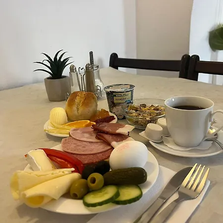 Hotel Amelie 3*