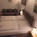 Amelie Hotel