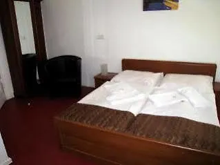 Amelie Hotel