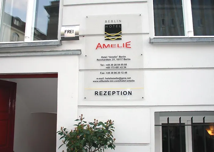 Amelie Hotel 3*